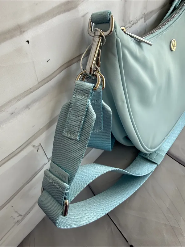 lululemon athletica City Essentials Small Shoulder Bag in Foam and Silver - Image 4