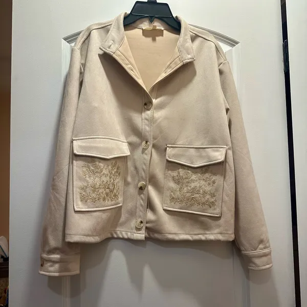 NEW Solitare Cream suede-look front pocket floral embroidered jacket - Image 2