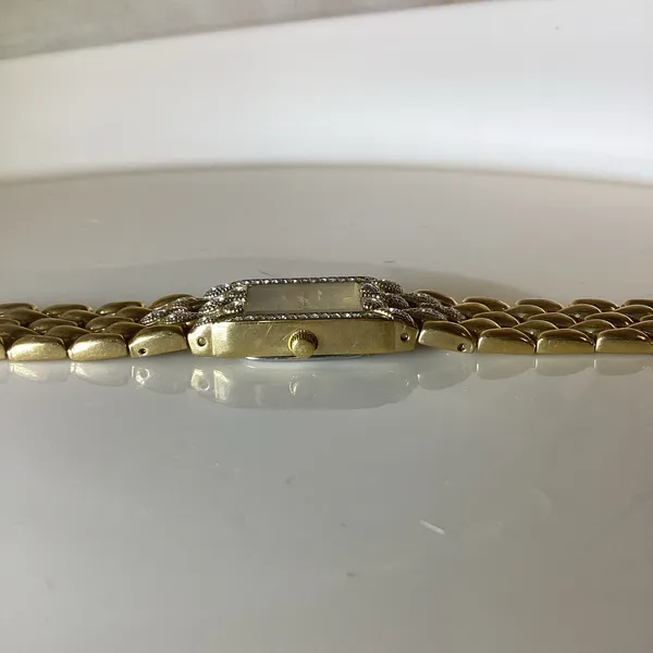 Vintage ELGIN Gold Tone & Rhinestones Bracelet Watch - Image 9