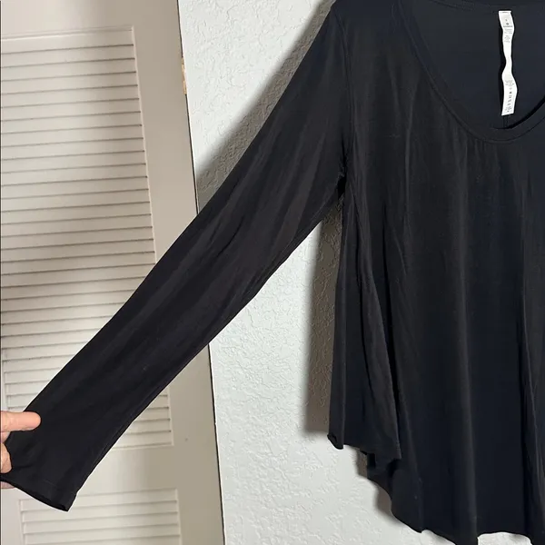 Lululemon Nulu Relaxed Fit Yoga Long Sleeve Top Loungewear Travel Comfy Slouchy - Image 4