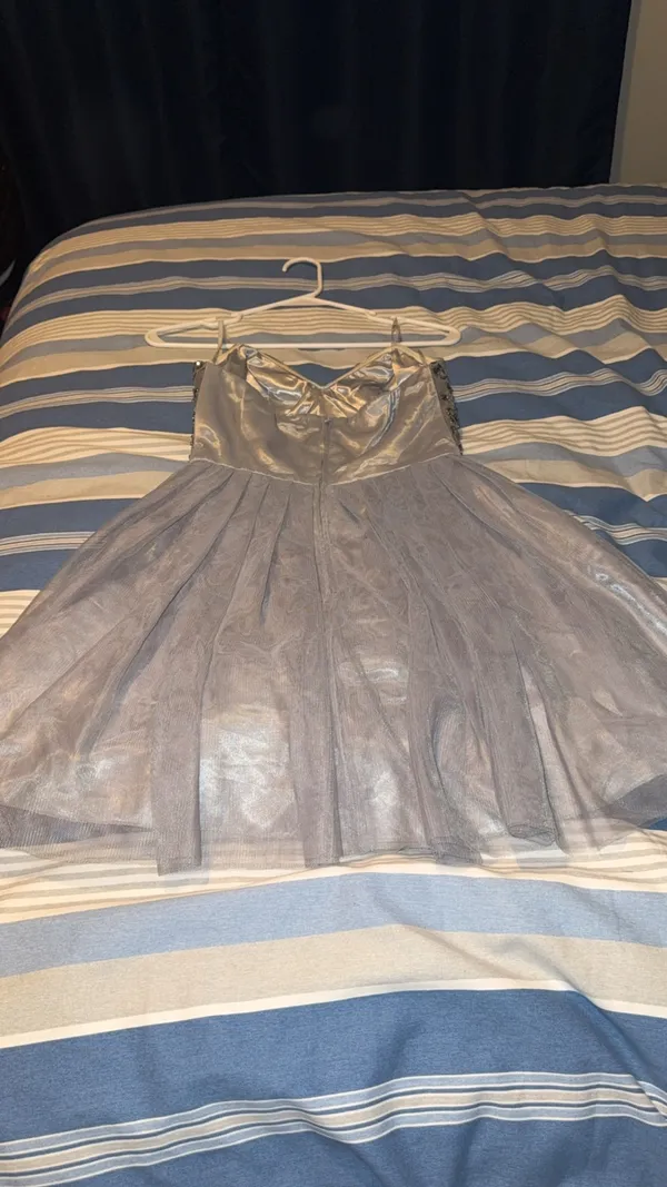 B Darlin Formal Dress - Image 3
