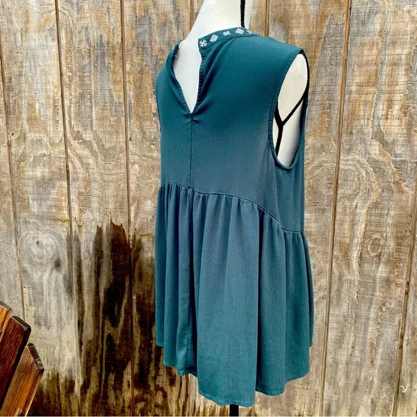 Knox Rose Teal Embroidered Sleeveless Babydoll Blouse Size Large - Image 8