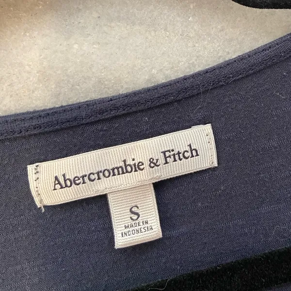 Abercrombie & Fitch Size S Navy Blue Soft Slub Knit Wrap Front Tank Top - Image 9