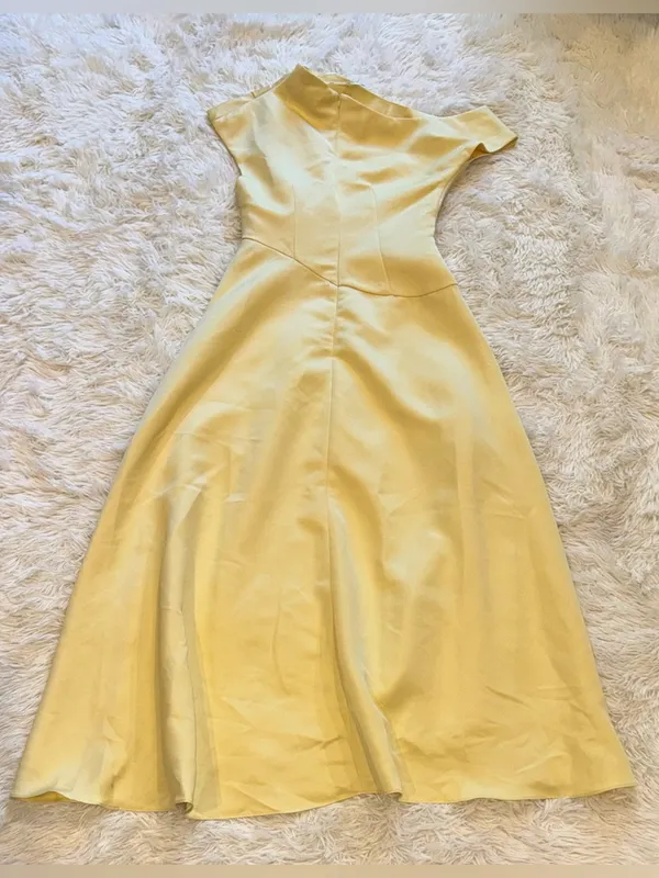 NEW Elliatt Marissa One-Shoulder Asymmetric Hem Duchess Satin Yellow Gown Sz M - Image 8