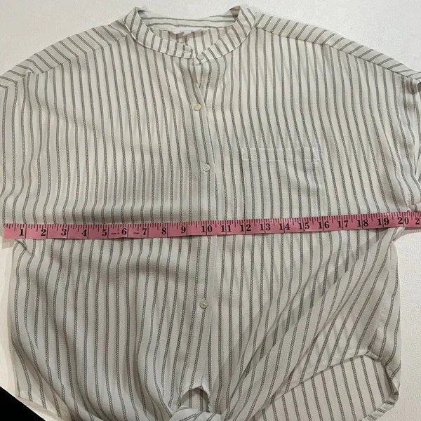 Olivaceous Women’s Medium Striped Button Down Tie Front Blouse - Image 4