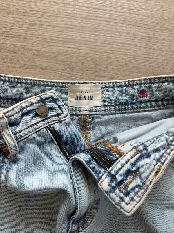 Sezane Light Blue Wide-Leg Denim Jeans - Image 3