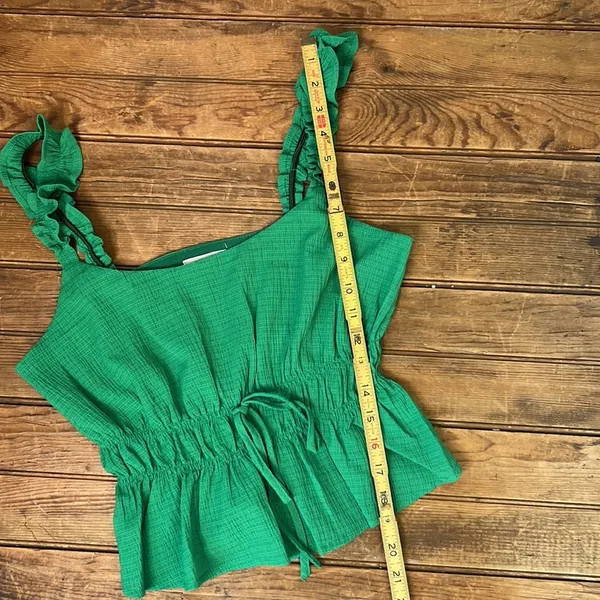Women’s Anthropologie Lelis strappy crop top size med - Image 6