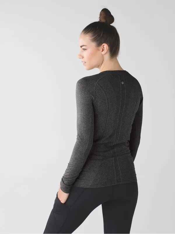 Lululemon‎ Swiftly Tech Long Sleeve Crew Heathered Black Size 6 Seamless - Image 2