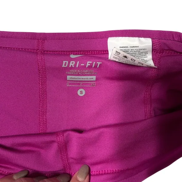 Nike Skort Skirt Women, small, Fuchsia Circle‎ Print Dri Fit Zip Pocket Shorts - Image 3