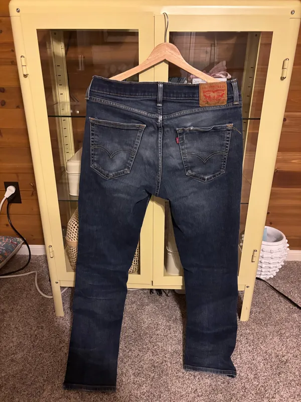 32x34 Men’s Levi’s Jeans - Image 2