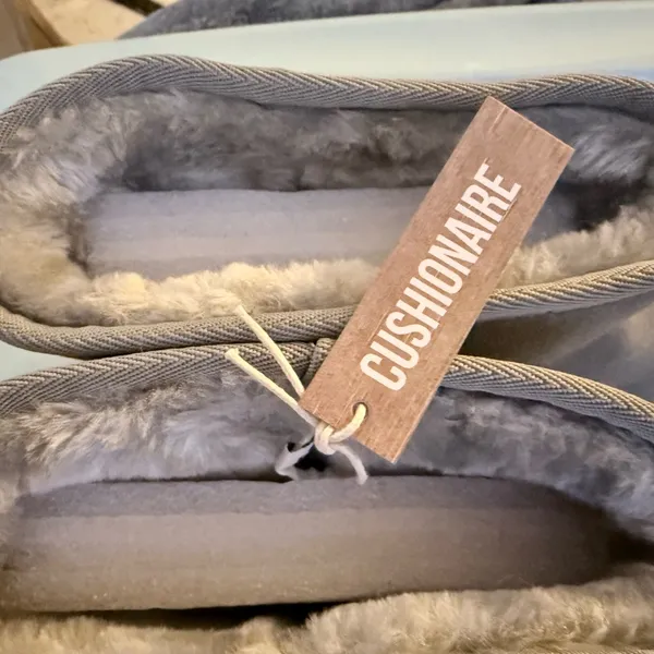 Cushionaire Gray Suede Ankle Boots - Image 3