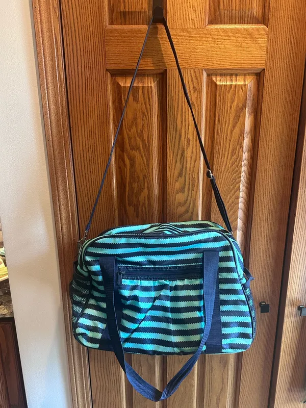 Thirty-One All-In Tote Deep Sea Wave Diaper Bag Gym Travel Beach Blue Stripe - Image 6