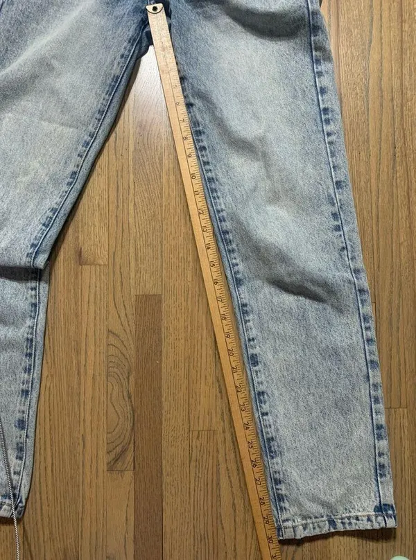 White fox jeans xs - Image 4