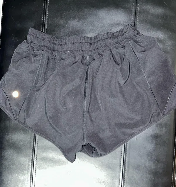 Black Lululemon Hotty Hot 2.5" Shorts Low-Rise - Image 2