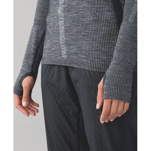 Lululemon Rest Less Pullover Gray Heathered‎ Black Seamless Long Sleeve M/L - Image 12