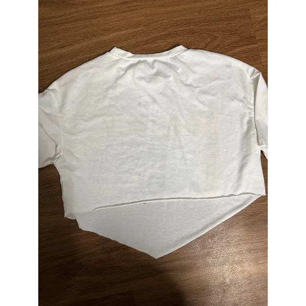 White Graphic Crop Top‎ Handkerchief Hem Cool Girls Party Rock Streetwear Tee - Image 3