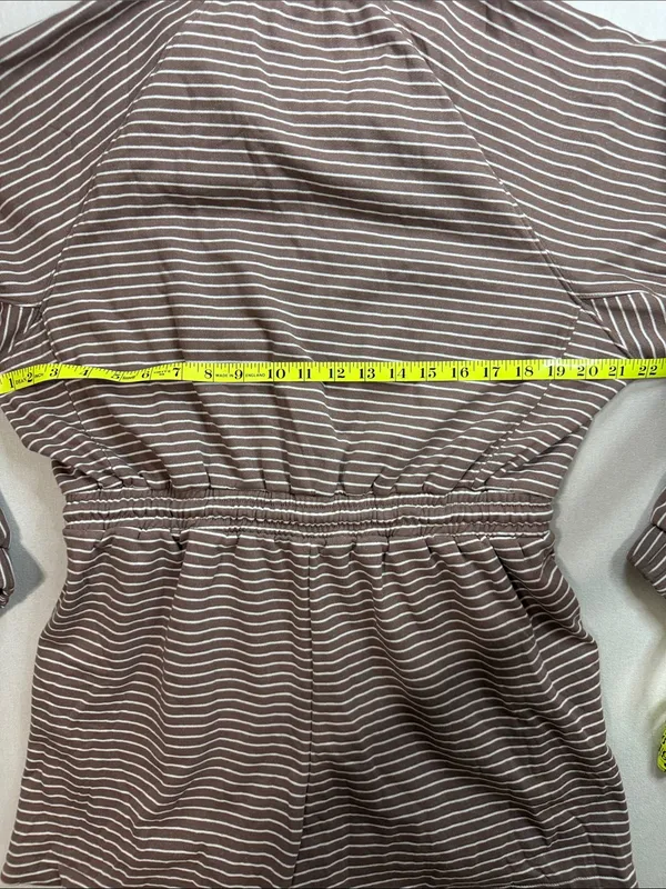 entro Taupe & White Striped Half-Zip Romper - Image 10