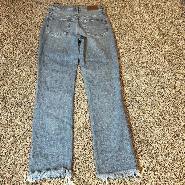 Madewell The Perfect Vintage Jean Light Wash Frayed Hem Cropped Bootcut‎ Size 24 - Image 8