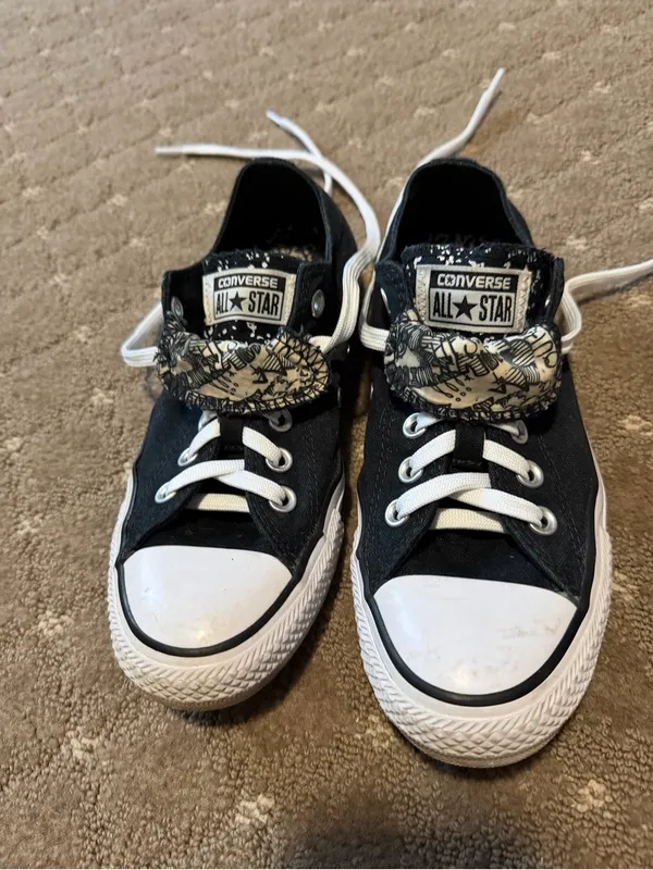 Converse Women’s Black & White Low Top Sneakers with Patterned Tongue - Image 3