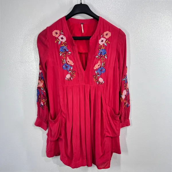 Free People‎ Mia Embroidered Mini Dress Large Red Floral Boho Gauzy Flawy - Image 3