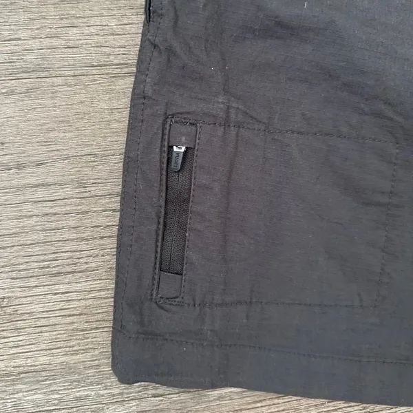 Vuori Women's Ripstop Shorts Black Size XL VW364 Organic Cotton Utility 3.5" - Image 5