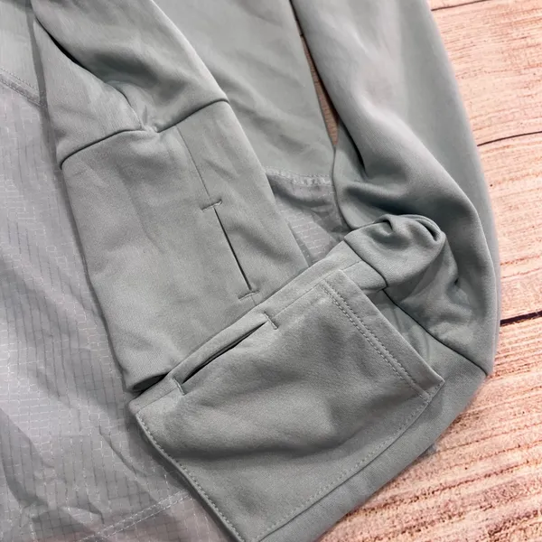 Nike Air Womens Quarter Snap Long Sleeve Running Top Sage Green Thumbholes - Image 14