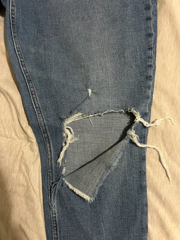Abercrombie Jeans - Image 3