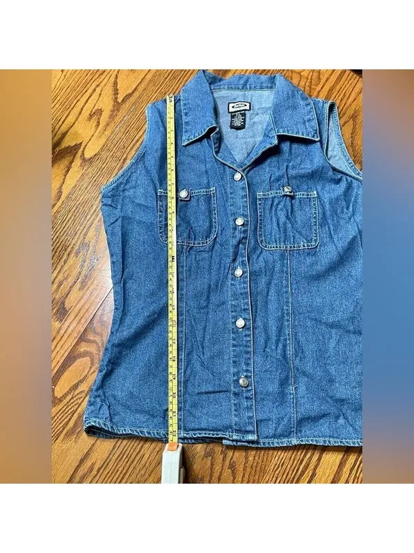 Vintage 1990s David Bitton Blue Denim Sleeveless Button Up Top - Image 12