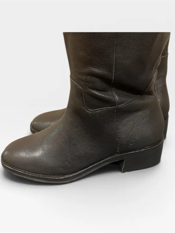Vince Camuto Jorshie2 Black Leather Wide Calf Riding Boots NWT 7 - Image 6