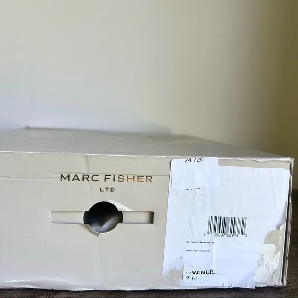 Marc Fisher LTD NEW Women's Vanlisa Ivory Combat Boot Size 7 #B1237 - Image 2