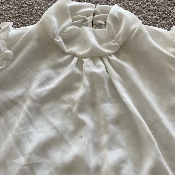 🌹 Women’s White Mockneck Blouse - Image 3