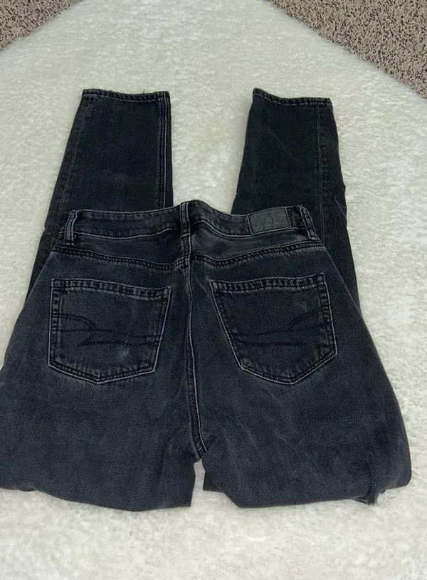 American Eagle Outfitter Mom Jeans Size 00 - Image 4