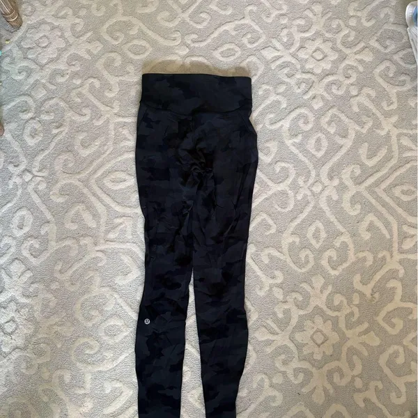 Lululemon Black Camo Leggings - Image 3