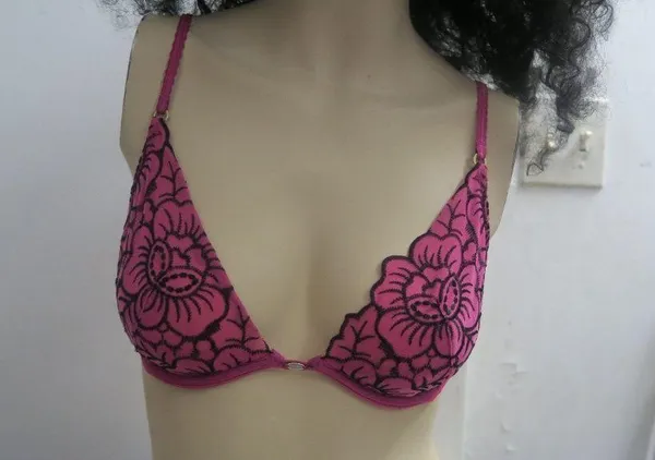 Victoria's Secret very sexy push-up without padding in pink and black size 34C. - Image 2