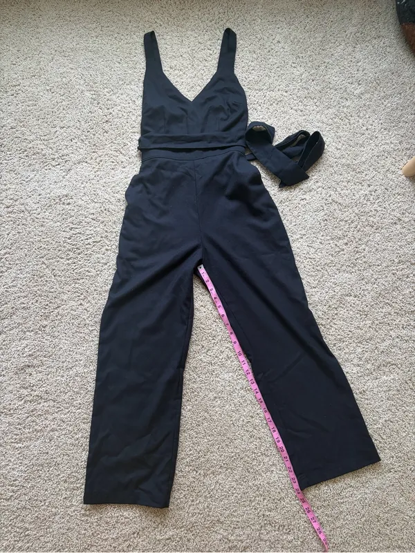 Abercrombie & Fitch Black Cropped Jumpsuit with Waist Tie - Image 6