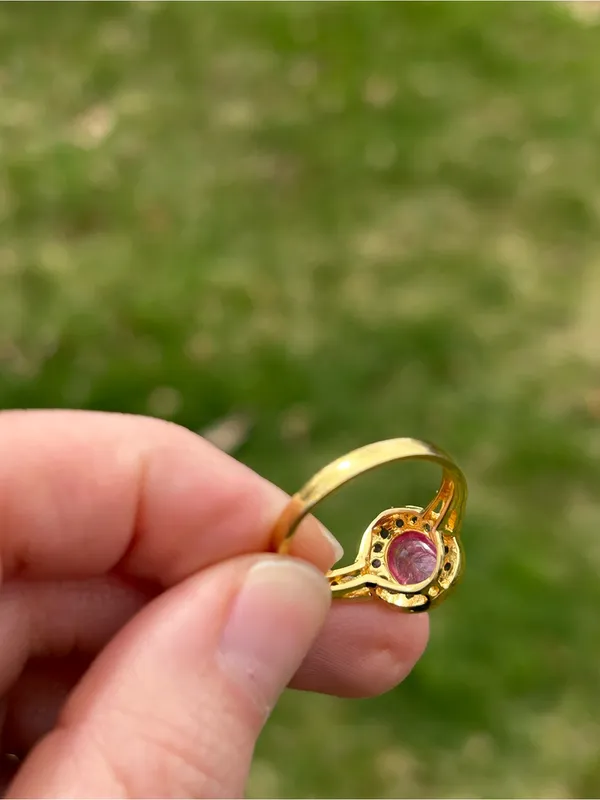 Vintage 925 Gold Ring with Ruby / sapphire Halo Accent - Image 9