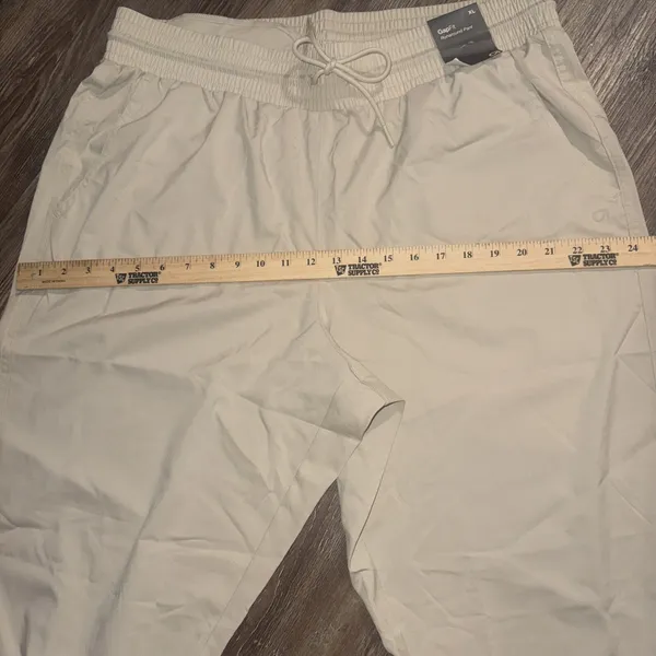 Gap Fit Runaround Pant XL NWT Khaki Athletic Lounge Gym Elastic Waist Bottoms - Image 8