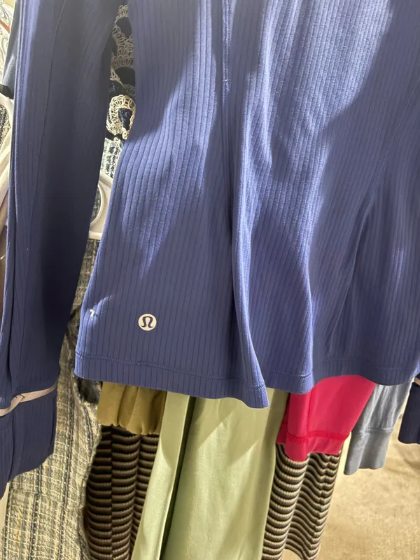 Lululemon Long Sleeve - Image 4