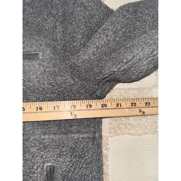 Patagonia Women's Retro Pile Marsupial‎ fleece pullover size M - Image 2