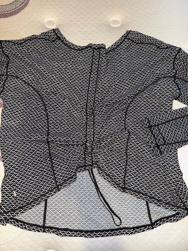 Lululemon Long Sleeve - Image 5