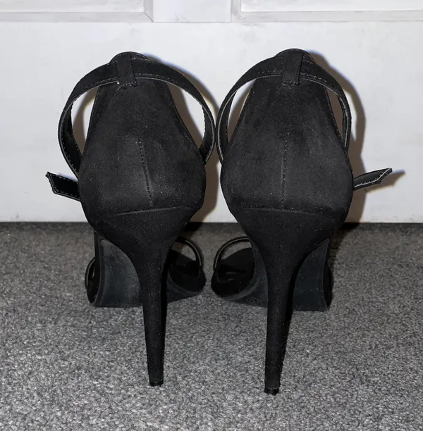 Lulus Black Skinny High Heels - Image 4