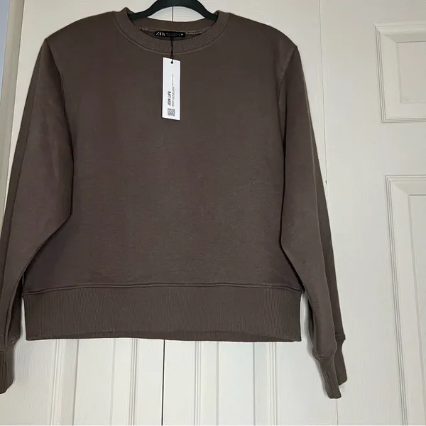 Zara sweatshirt size small - Image 2