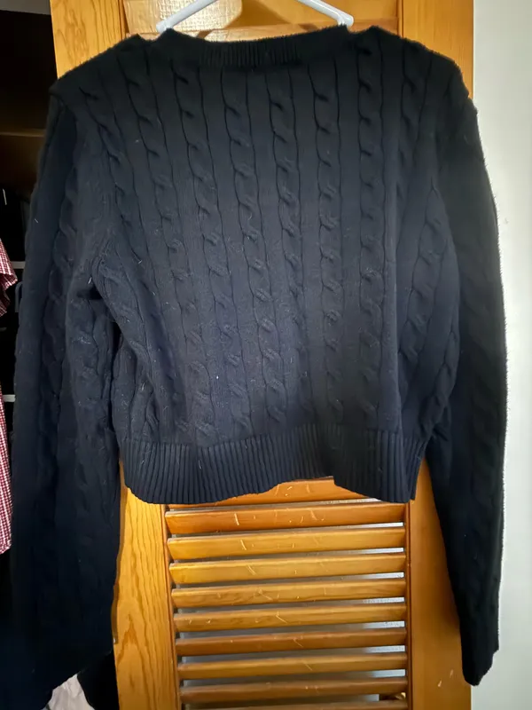 Orange kiss essentials xl cable knit cropped black sweater - Image 4