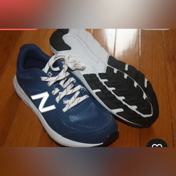 New New balance YK519 BGS running shoes Size 6 blue/white - Image 2