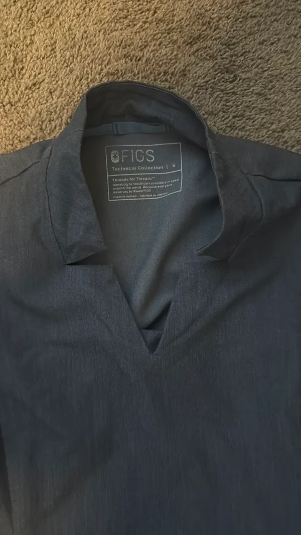 FIGS Scrubs Set - Image 2