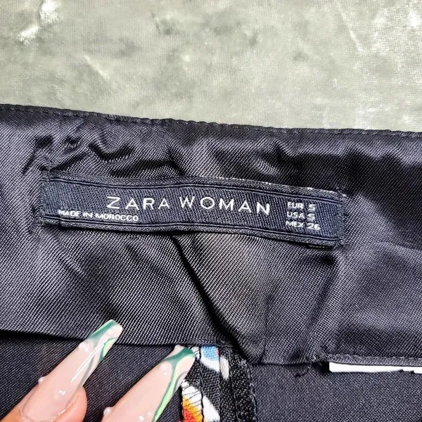 Zara‎ Floral Print Front Zipper Mini Skirt - Image 4