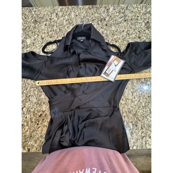 Xscape Women's V-Neck Long Sleeve Ball Gown Size 4 Satin Collared Cuffed - Image 8