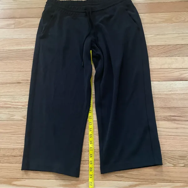 Athleta Black Wide Leg Pants Large Black Travel Minimalist Capsule Wardrobe - Image 5