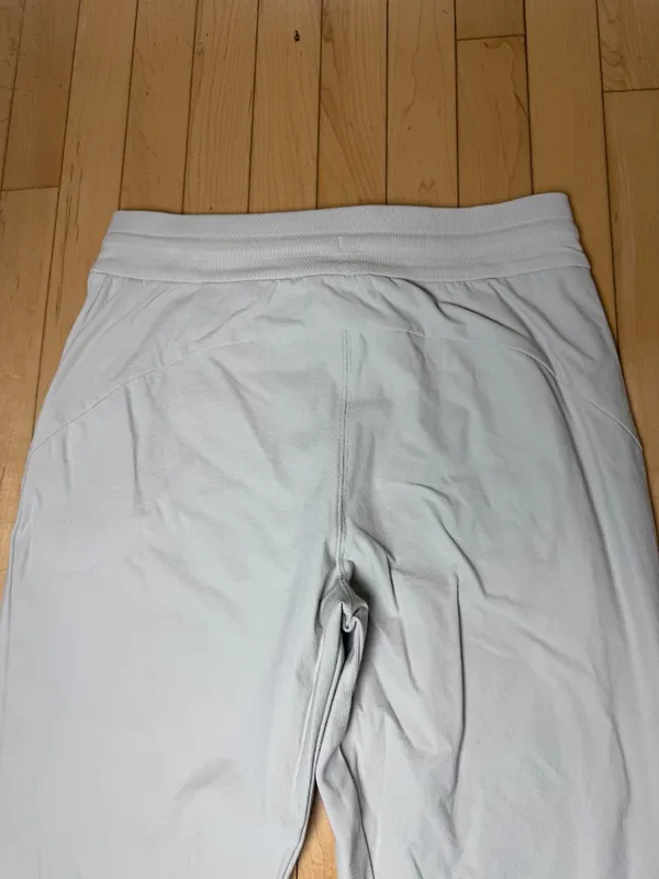 Athleta Headlands Hybrid Trek Joggers Pants Trousers Khaki Tan Size 6 - Image 9
