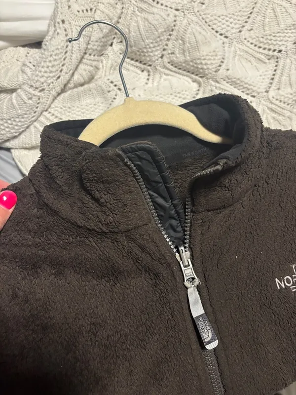 The North Face Women's Brown Teddy Fleece Jacket - Image 2